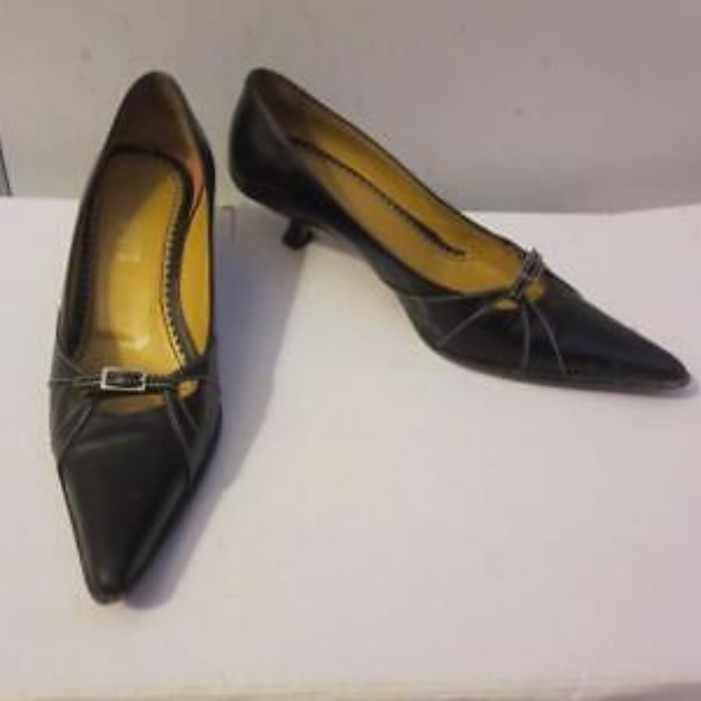 WOMENS LAMBERTSON TRUEX BLACK LEATHER KITTEN HEEL PUMPS SIZE 35US/5 *